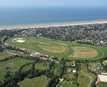 Toute l’année     Hippodrome de Deauville-Clairefontaine